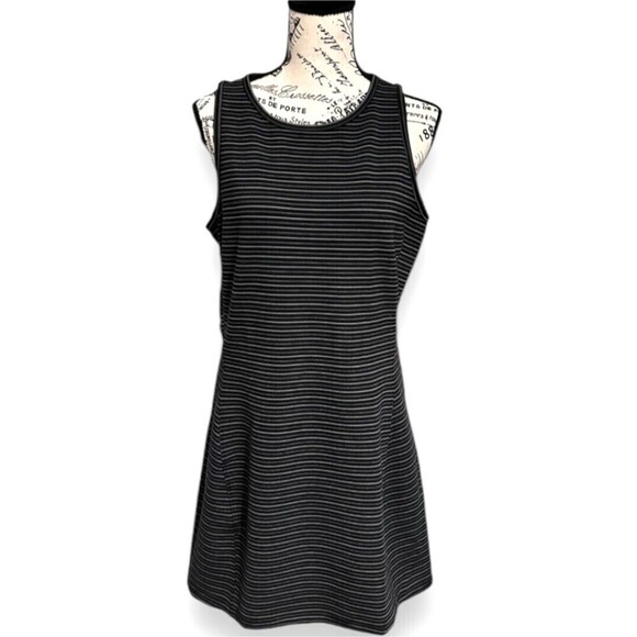 Hi-Tec S Black Gray Ottoman Knit Dress Sleeveless Travel Comfort NWT Athleisure - Picture 4 of 11